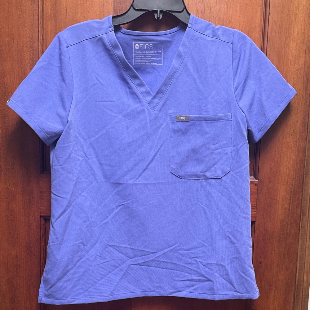 Purple Figs women's Short Sleeve V-Neck scrub top